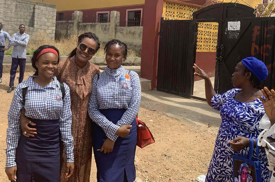 Photo with school children